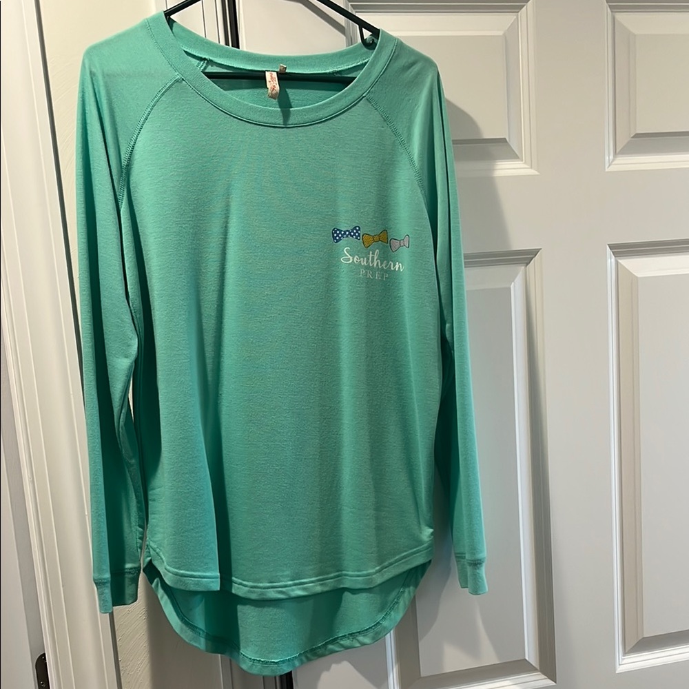 Southern Shirt Long Sleeve Tee in Green